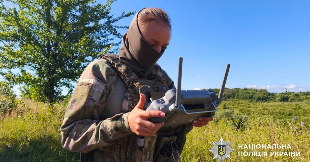 У Чернівецькому районі 54-річний підозрюваний відкрив стрілянину по поліціянтах і втік