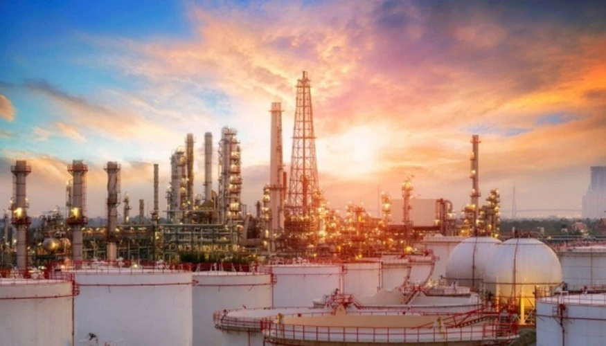 Обладнання Ярославського нафтопереробного заводу після атаки безпілотників 17 вересня