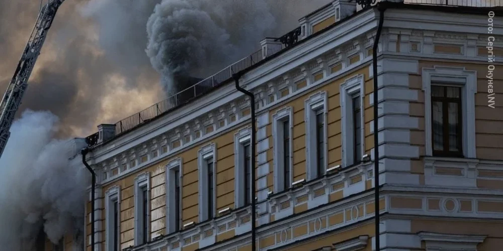 Безпілотник РФ удень 28 вересня влучив у корпус НАН у Києві: пожежу ліквідовано, рятувальники продовжують