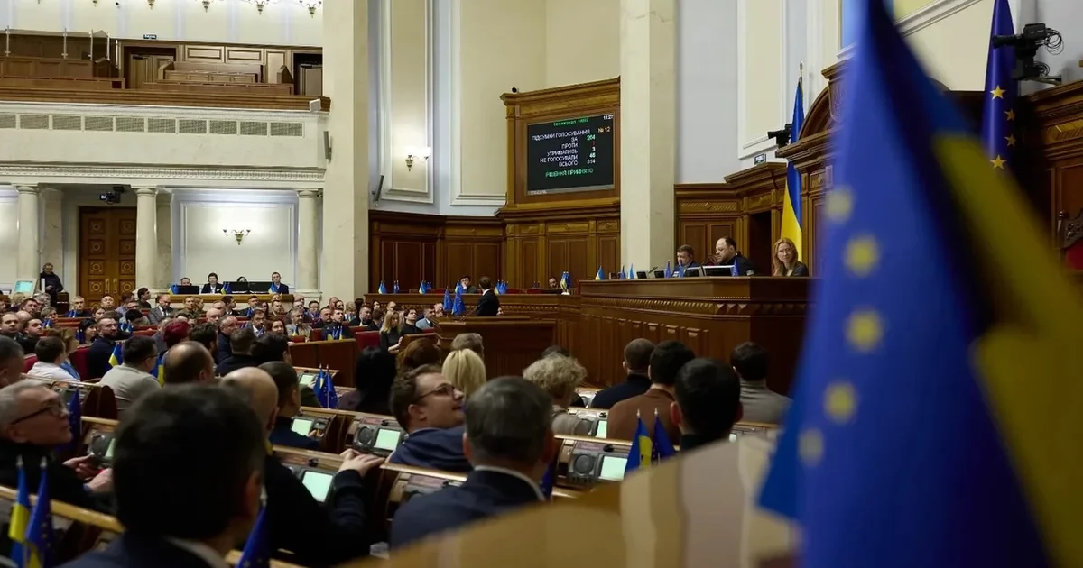 Рада продовжила воєнний стан і мобілізацію ще на три місяці